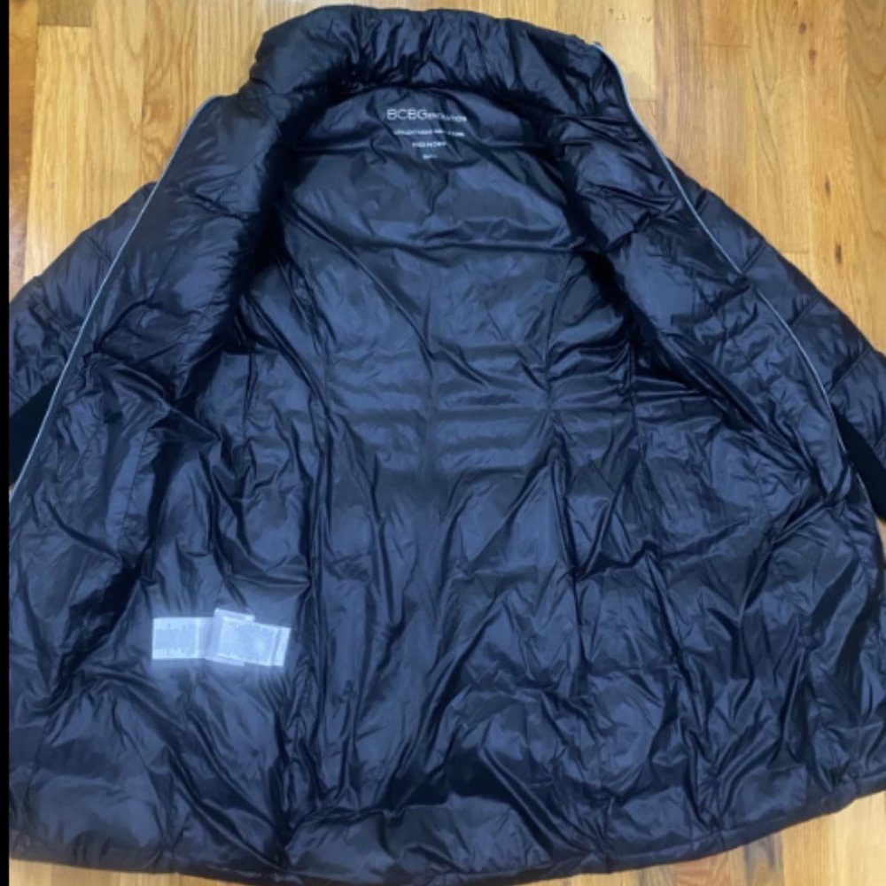 Bcbg Ultralight Weight Packable Down Jacket - image 7